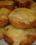 Жульен в корзиночках из теста