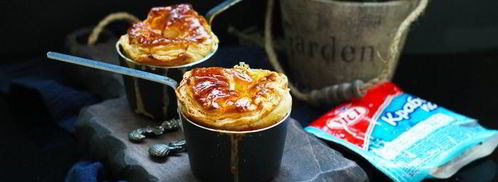 жюльен с крышечками из слоеного теста. Шаг 6