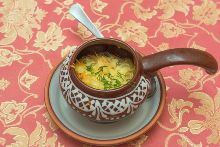 Рецепт жюльена с курицей и грибами в горшочках