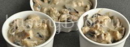 жюльен с курицей и грибами. Шаг 9